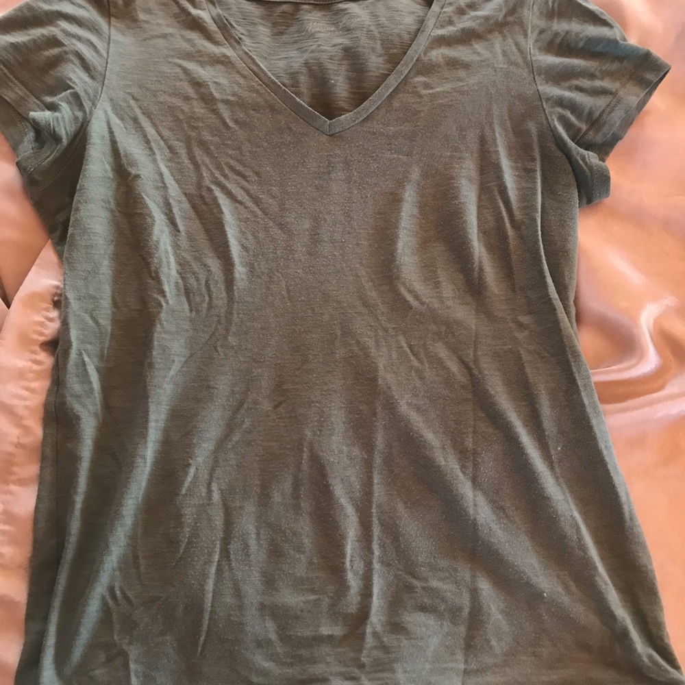 2/$10 Sage green Marine Layer v-neck tee small
